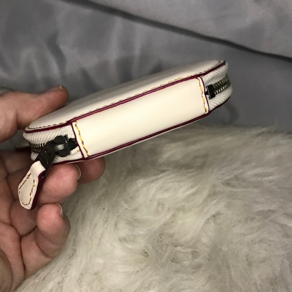 Limited Edition Coach x Disney Mickey Mouse Ears Zip Around Coin Purse Bag - Picture 4 of 9